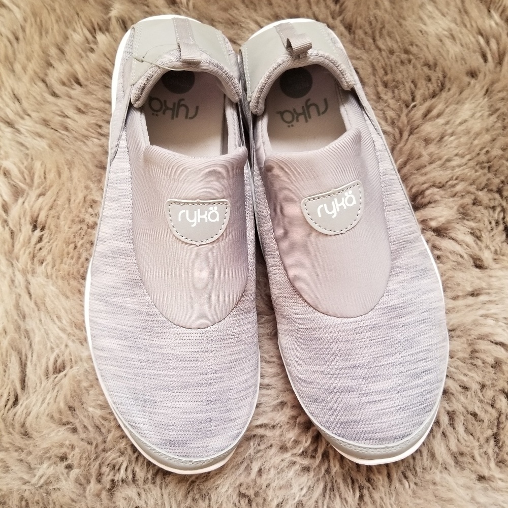 Ryka lightweight sneakers size 10